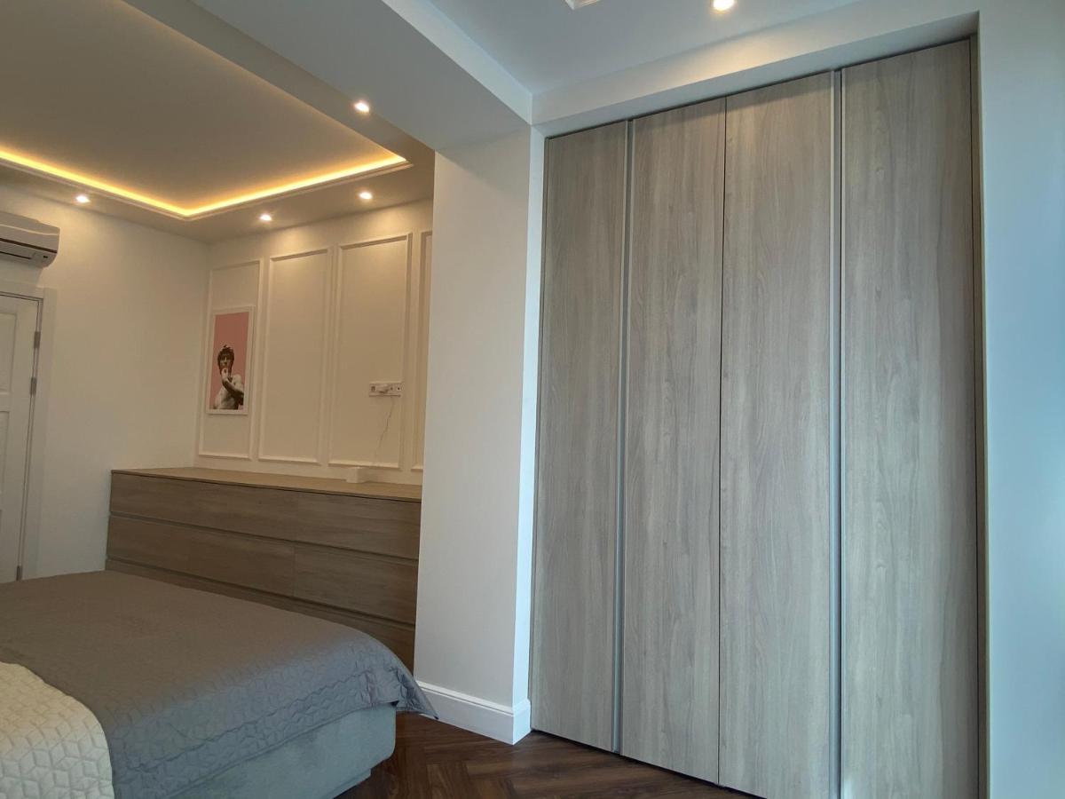 Modern Classic 2 Bedroom Apartment Near Most City Dnjepropetovsk Buitenkant foto
