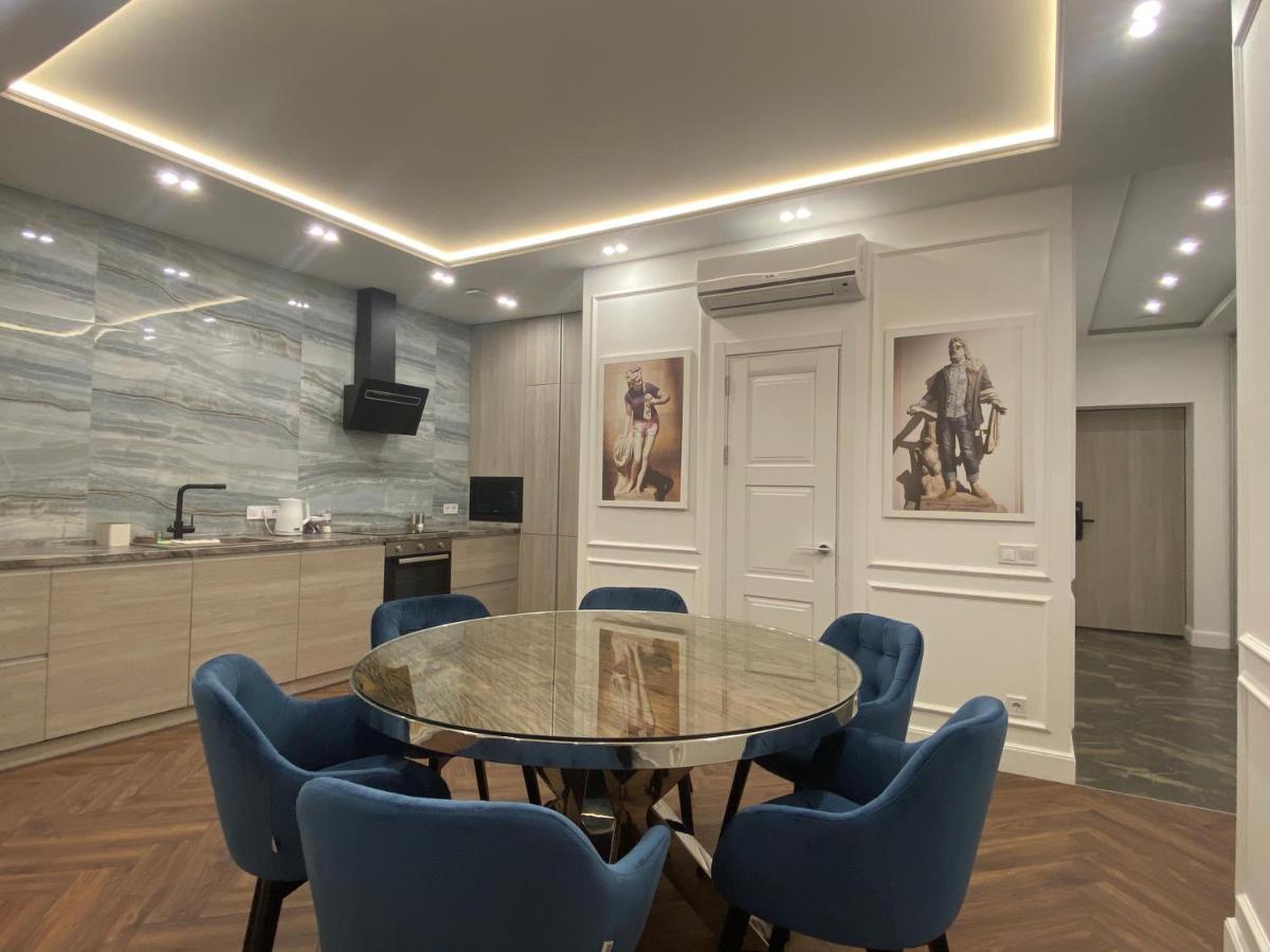 Modern Classic 2 Bedroom Apartment Near Most City Dnjepropetovsk Buitenkant foto