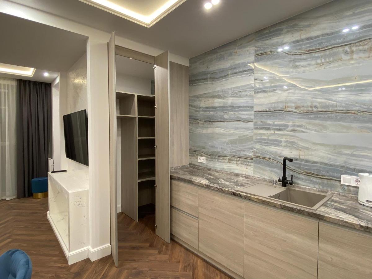 Modern Classic 2 Bedroom Apartment Near Most City Dnjepropetovsk Buitenkant foto