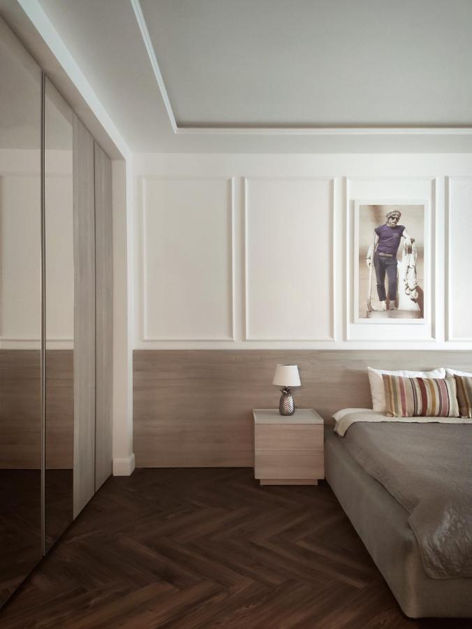Modern Classic 2 Bedroom Apartment Near Most City Dnjepropetovsk Buitenkant foto