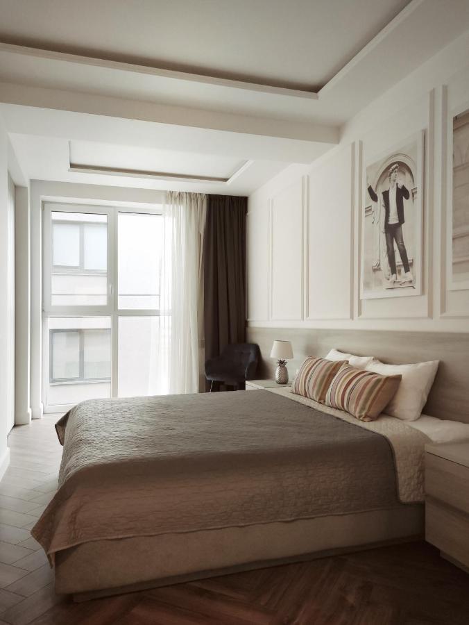 Modern Classic 2 Bedroom Apartment Near Most City Dnjepropetovsk Buitenkant foto