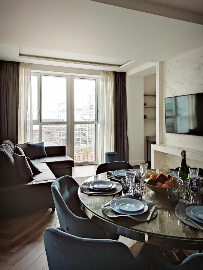 Modern Classic 2 Bedroom Apartment Near Most City Dnjepropetovsk Buitenkant foto